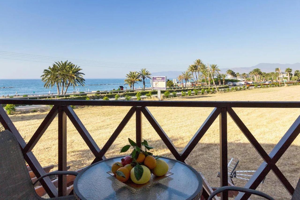 Path Latchi Beachfront Apartments 외부 사진