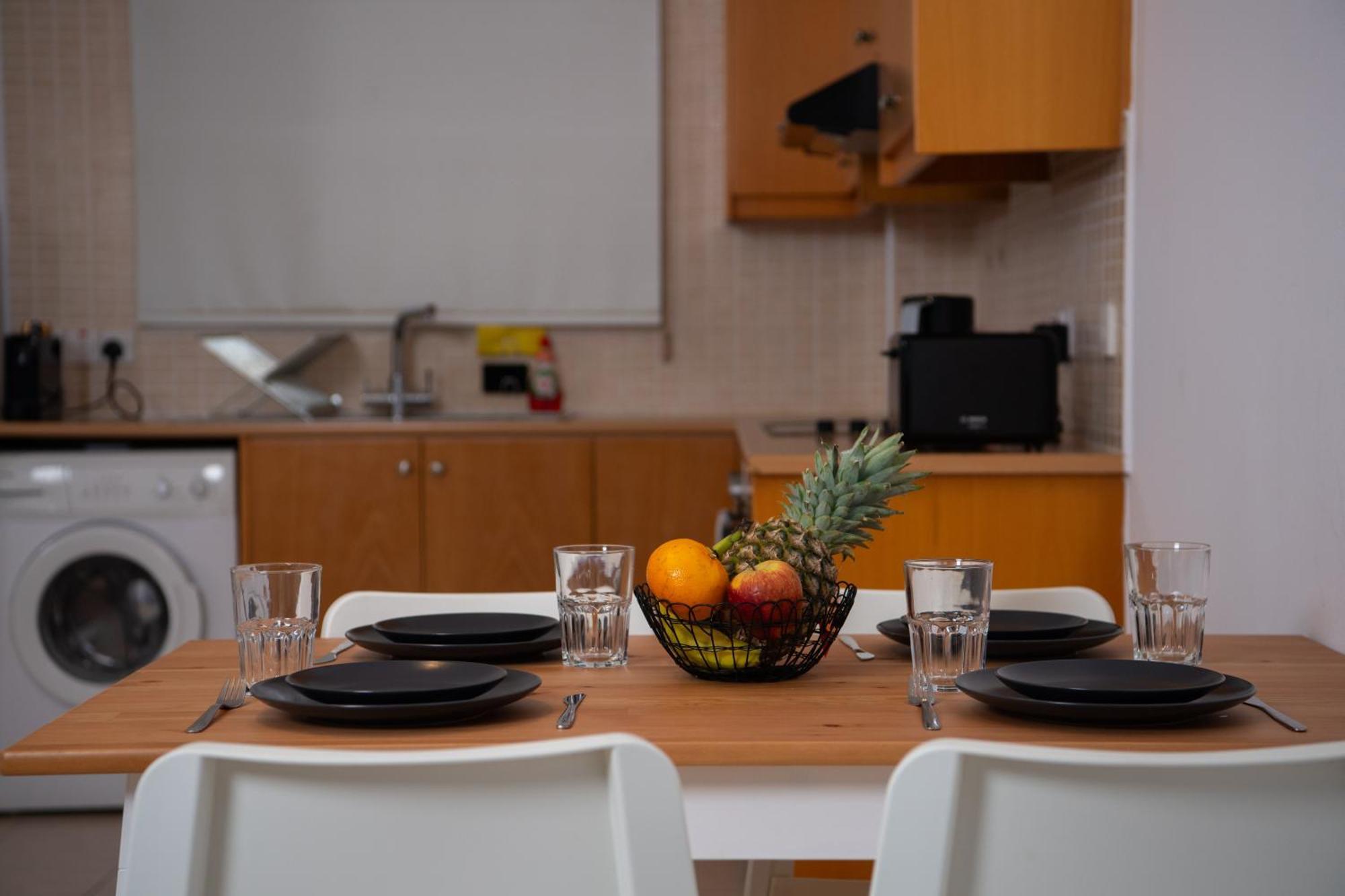 Path Latchi Beachfront Apartments 외부 사진