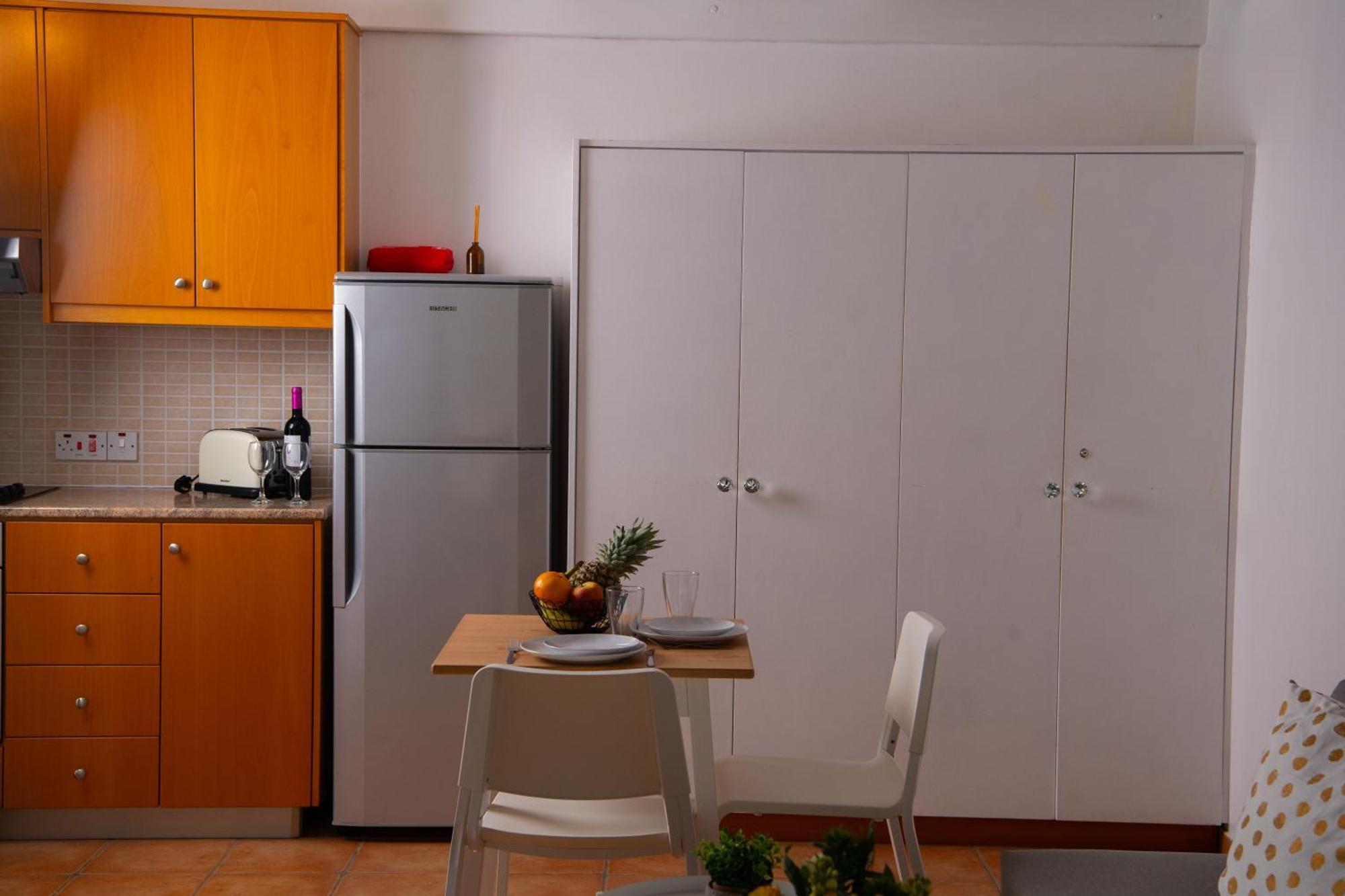 Path Latchi Beachfront Apartments 외부 사진