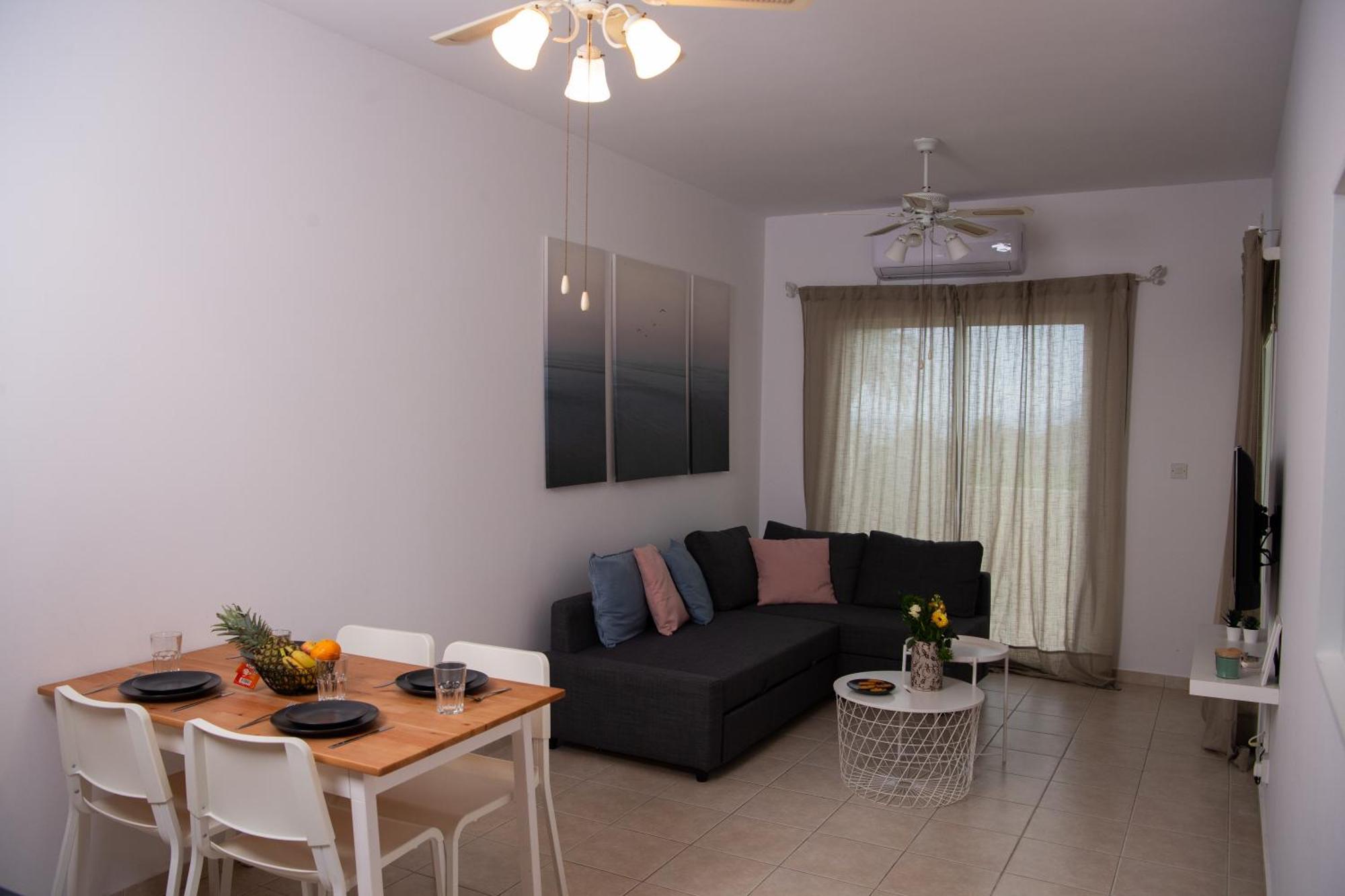 Path Latchi Beachfront Apartments 외부 사진